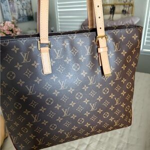 Louis Vuitton Classic Monogram Mezzo Tote - new 2024 model in amazing condition!